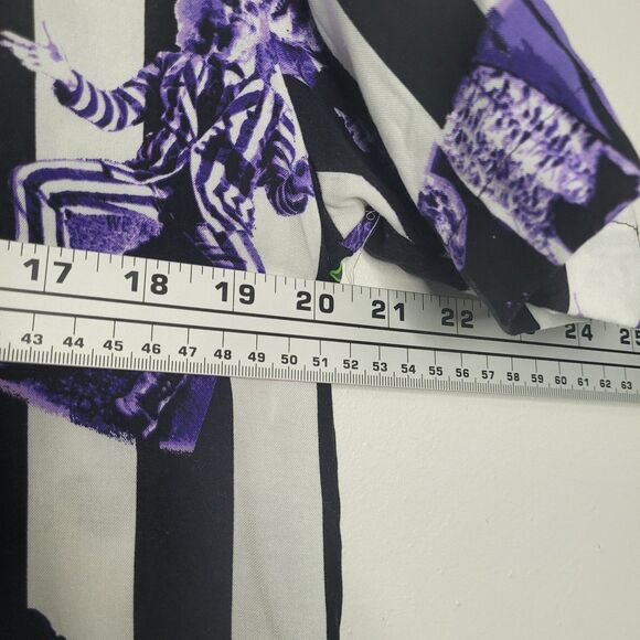 Beetlejuice striped all over print horror button front short sleeve party shirt - Picture 5 of 6